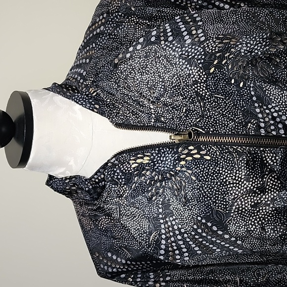 PAANI Reversible Bomber L - Picture 2 of 7